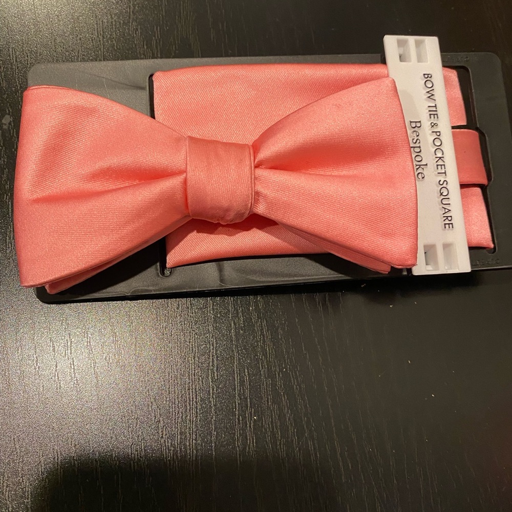 Boys bow tie & pocket square